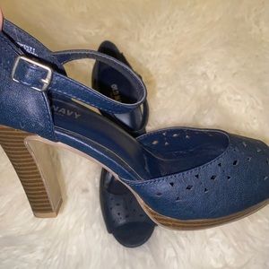 ‼️New Old Navy Solid Heels
